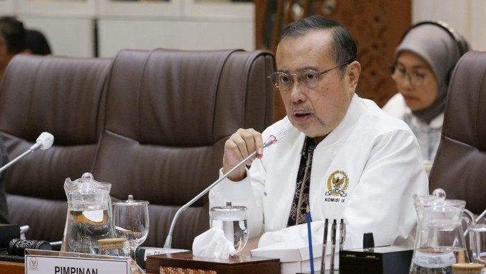 Komisi IX DPR Desak BGN Berikan Kepastian Terkait Moratorium Dapur Baru Program MBG