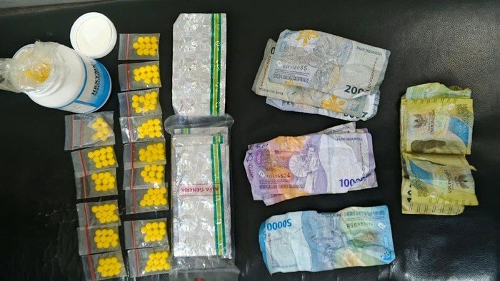 Pria Marah-Marah di Pasar Induk Tangerang Ditangkap, Polisi Temukan 1.110 Butir Obat Keras